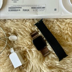 Apple Watch Series 4 (GPS + Cellular) 44mm